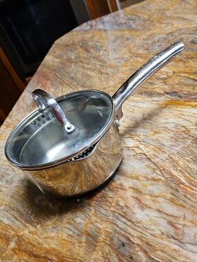 THOMAS ROSENTHAL GROUP Stainless Steel Saucepan with Lid